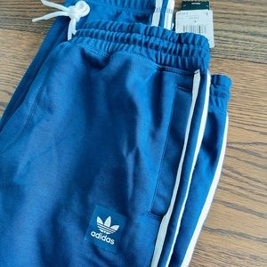 Studio stock sale: Adidas sweatpants in Royal Blue